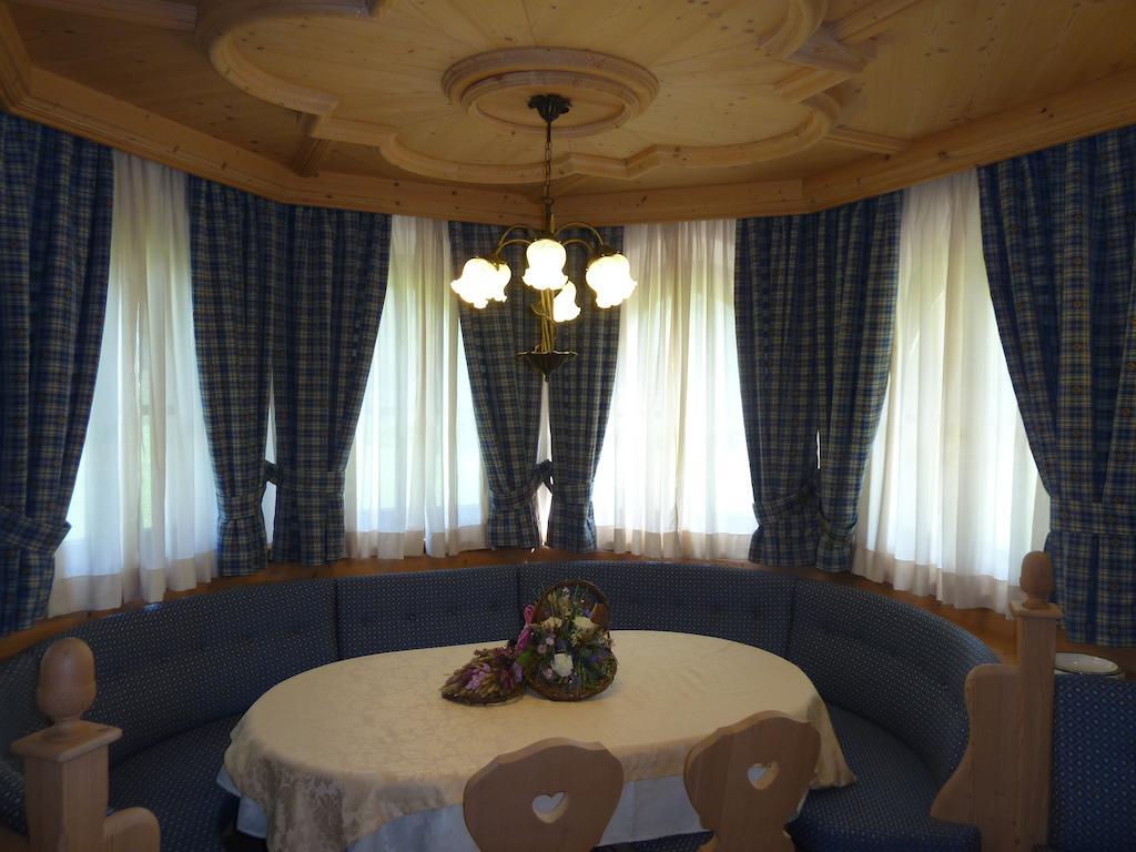 مبيت وإفطار Breguzzo Agritur Cornasest المظهر الخارجي الصورة