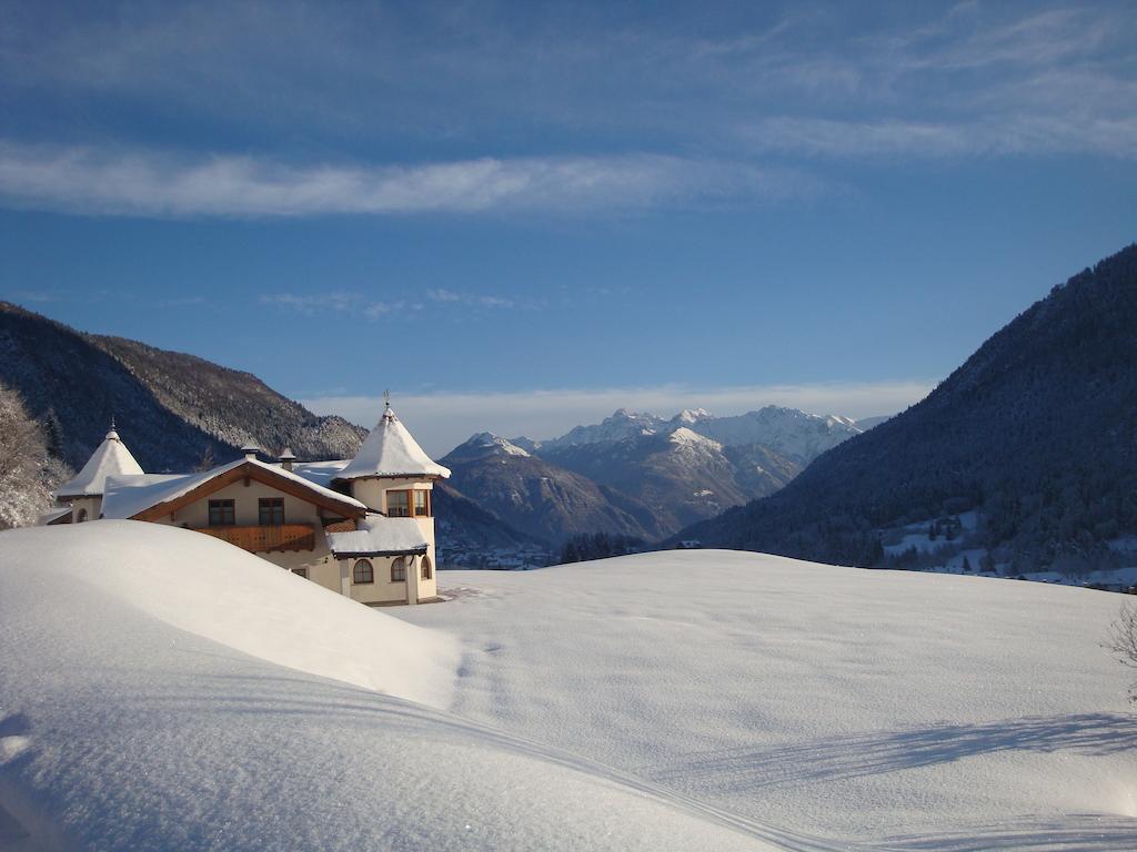 مبيت وإفطار Breguzzo Agritur Cornasest المظهر الخارجي الصورة