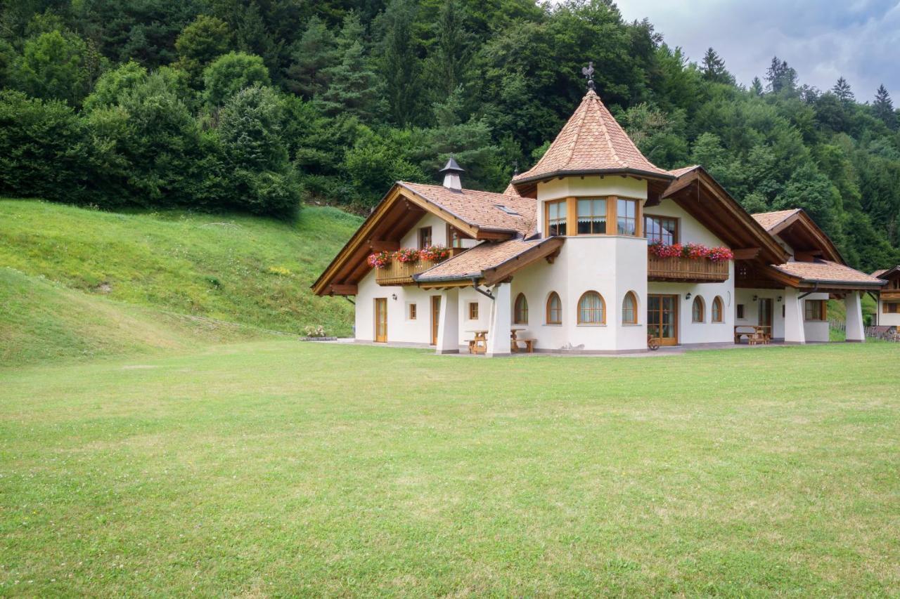 مبيت وإفطار Breguzzo Agritur Cornasest المظهر الخارجي الصورة